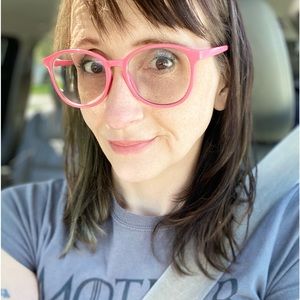 Meet your Posher, Sara